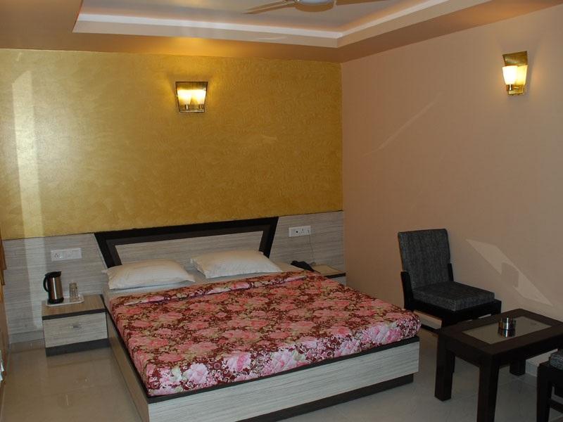 Oyo 4161 Hotel Shailly Inn Ahmadabad Zewnętrze zdjęcie