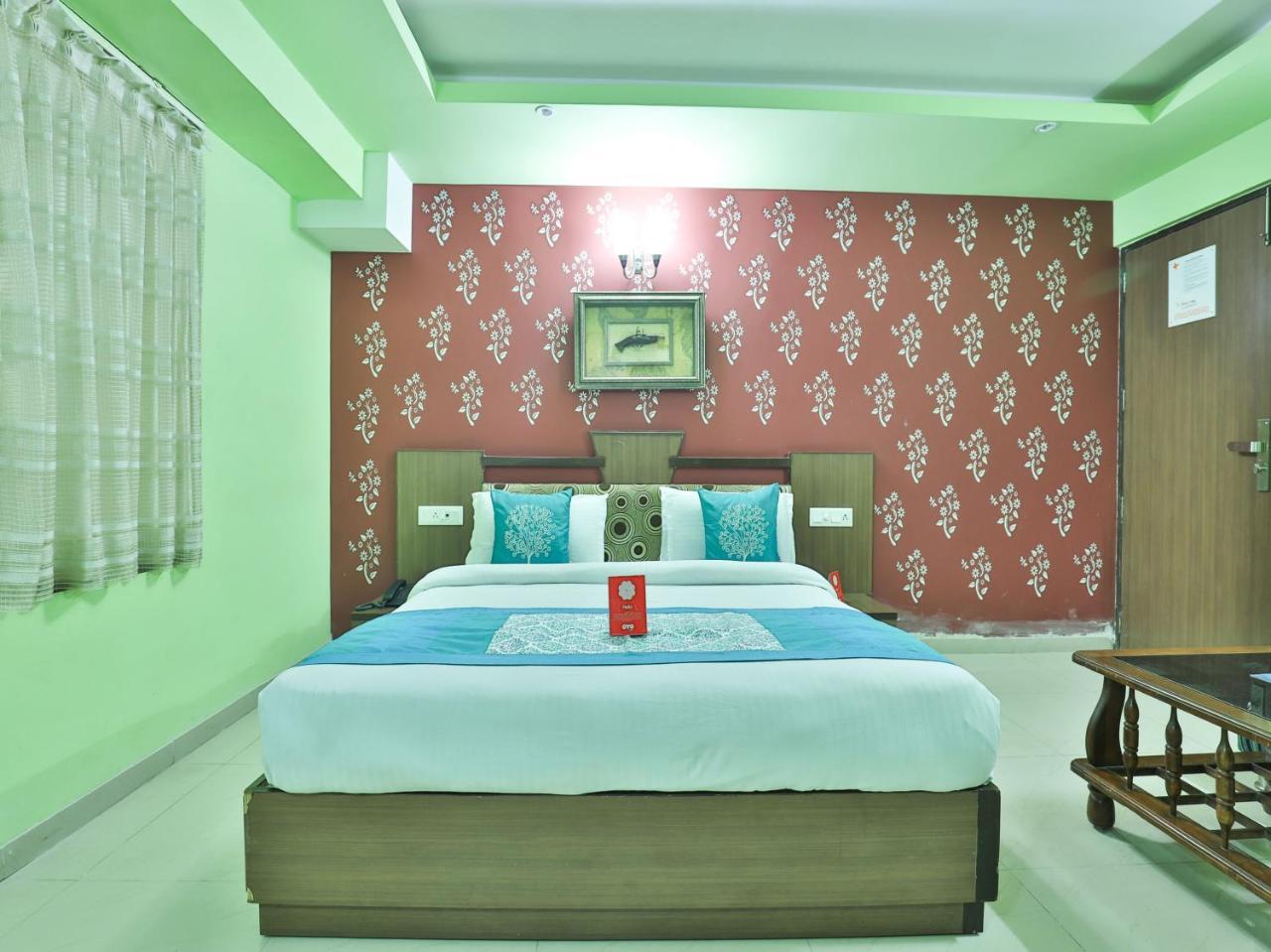Oyo 4161 Hotel Shailly Inn Ahmadabad Zewnętrze zdjęcie